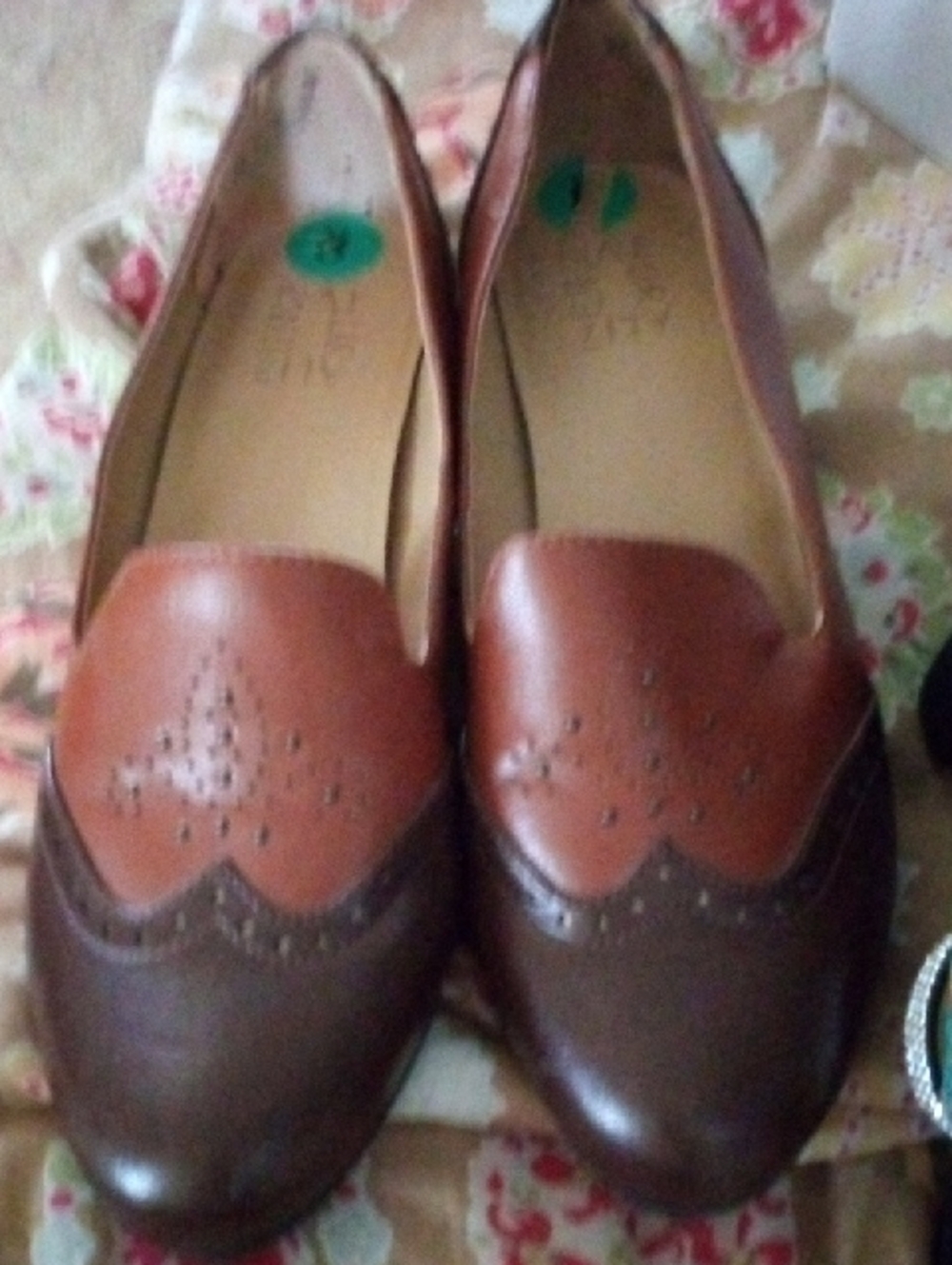 Naturalizer Two-Tone Brown and Tan Women's Loafers